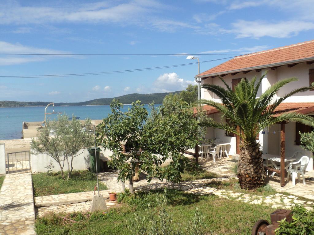 Apartments Jaram Brodarica (Sibenik-Knin) Quarto foto